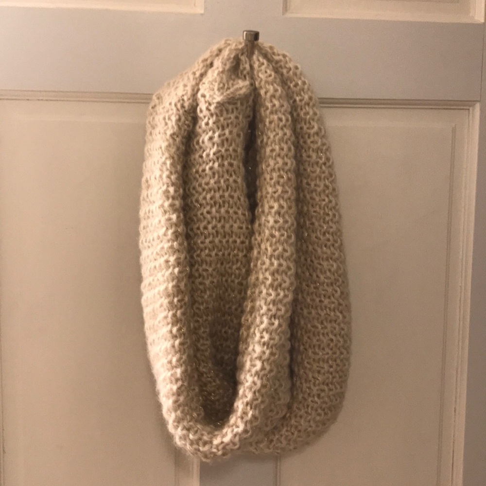 Express infinity scarf